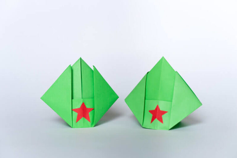 Военная пилотка из бумаги. Как сделать из бумаги пилотку?